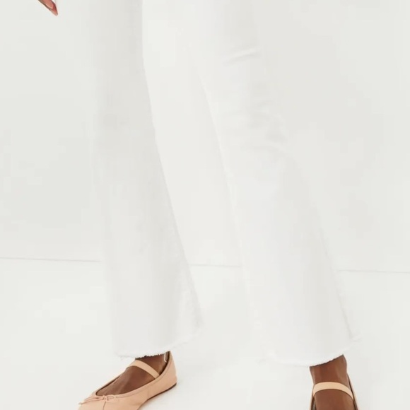 MOTHER The Weekender Fray Jeans - Fairest Of Them All | Size 32 - Picture 4 of 12